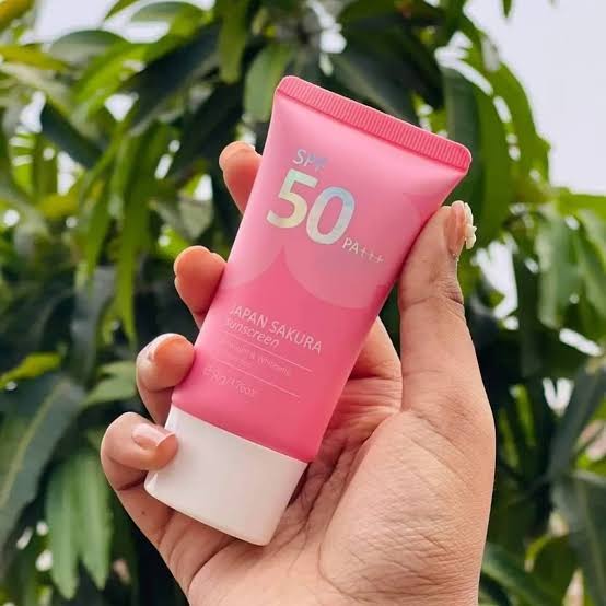 Laikou Japan Sakura Face Sunscreen (1pis) Product Images 2